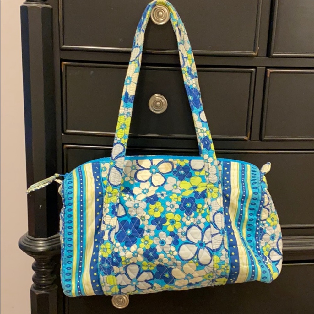 VERA BRADLEY DUFFEL